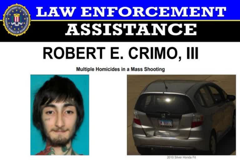 Police find man suspected in shooting at Chicago-area parade  Police find man suspected in shooting at Highland Park parade  Chicago Illinois Highland Park independence day parade  Police find shooter at Highland Park parade in Illinois Chicago  Highland Park parade shooting gunman identified as Robert E Crimo III  ചിക്കാഗോ വെടിവയ്‌പ്പ് 22കാരനായ പ്രതിയെ പടികൂടി  ചിക്കാഗോ ഇല്ലിനോയി ഹൈലാൻഡ് പാർക്ക് വെടിവയ്‌പ്പ്  അമേരിക്ക വെടിവയ്‌പ്പ് പുതിയ വാർത്ത  america shooting attack latest news  റോബർട്ട് ഇ ക്രീമോ മൂന്നാമൻ പിടിയിൽ  ഹൈലാൻഡ് പാർക്ക് സ്വാതന്ത്ര്യദിന പരേഡിനിടെ ആക്രമണം