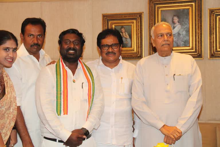 congress mp with yashwant sinha
