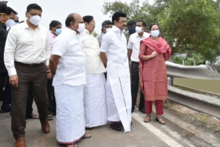 வெள்ளத் தடுப்புப் பணிகளை ஆய்வு செய்த முதலமைச்சர்