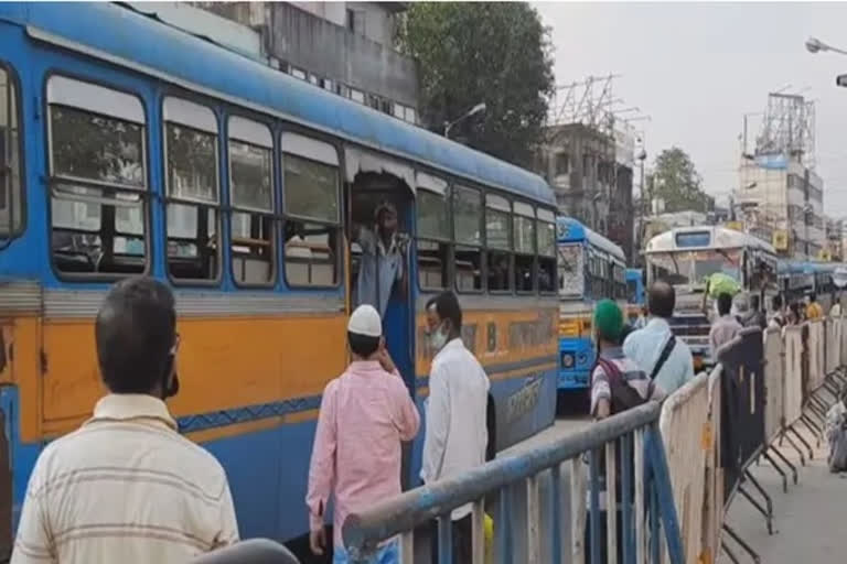 kolkata-govt-buses-out-of-service-due-to-oil-crisis