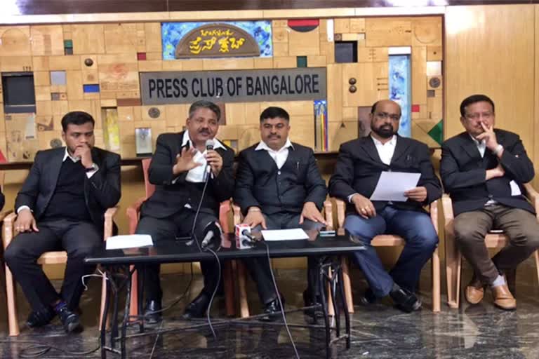 AAP legal cell met with Justice Sandesh in Bengaluru, Justice Sandesh support by AAP party, Justice Sandesh news, ಬೆಂಗಳೂರಿನಲ್ಲಿ ಜಸ್ಟೀಸ್ ಸಂದೇಶ್​ ಜೊತೆ ಆಪ್ ಕಾನೂನು ಘಟಕ ಸಭೆ, ಎಎಪಿ ಪಕ್ಷದಿಂದ ನ್ಯಾಯಾಧೀಶ ಸಂದೇಶ್​ಗೆ ಬೆಂಬಲ, ಜಸ್ಟೀಸ್ ಸಂದೇಶ್ ಸುದ್ದಿ,