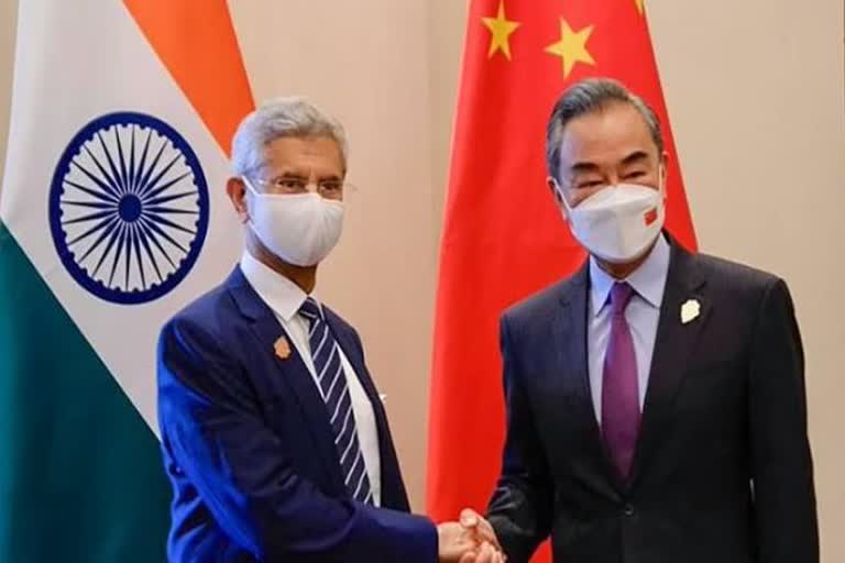 چینی وزیر خارجہ سے ہندوستان کی ایل اے سی کے معاملے پر بات چیت