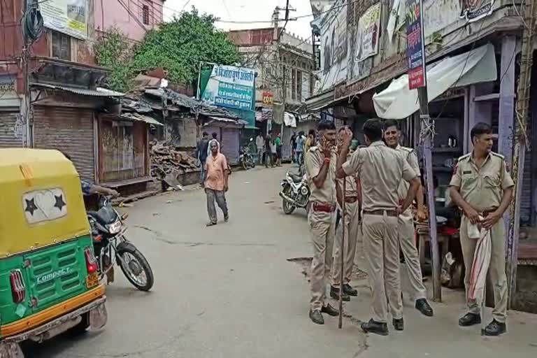 Fight between two groups in Karauli