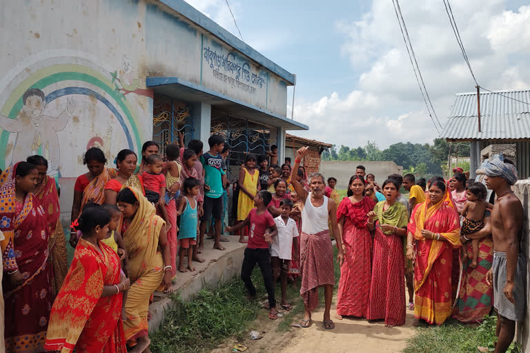 Protest Against ICDS Workers for Serving Unhealthy Food in Malda