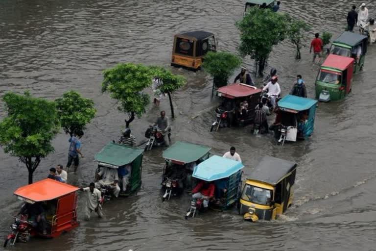 Pakistan, Heavy monsoon rains killed about 100 people in various accidents