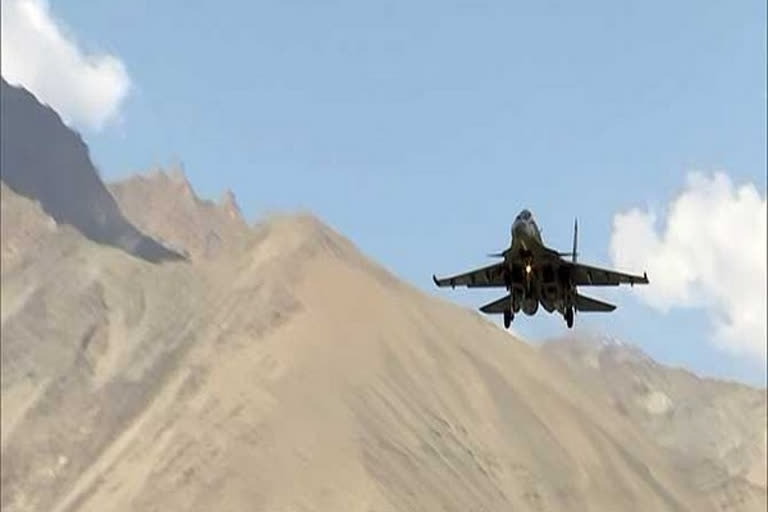 Chinese fighter jet flew close to friction point on LAC in East Ladakh