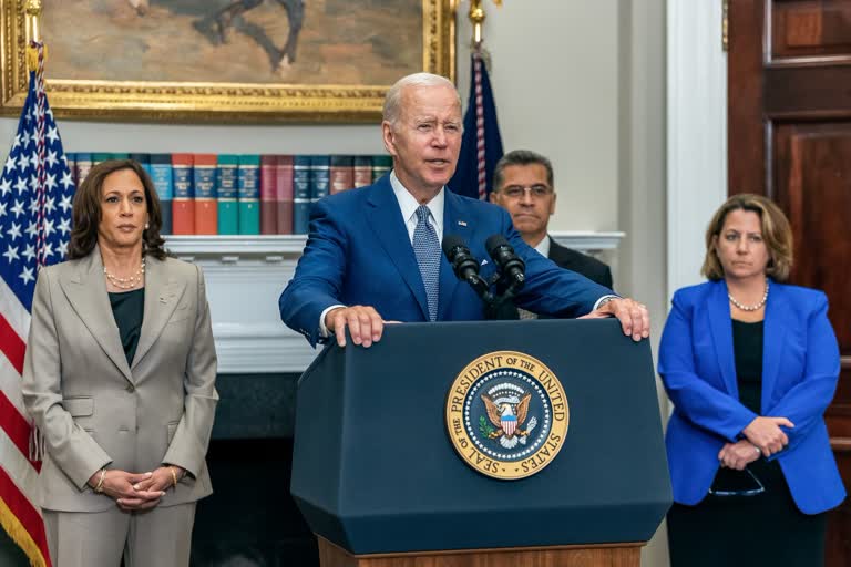 US President Joe Biden signs an order banning abortion