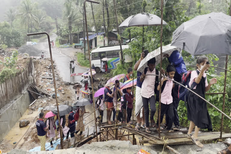 കാസര്‍കോട്  പോത്തംകണ്ടം പാലം  പെരിങ്ങോം പഞ്ചായത്ത്  ചീമേനി പഞ്ചായത്ത്  potham kandam bridge  kasargod news  potham kandam bridge issue