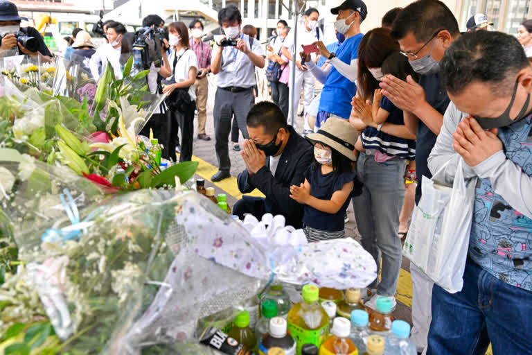 Abe's body arrives in Tokyo as country mourns ex-PM's death