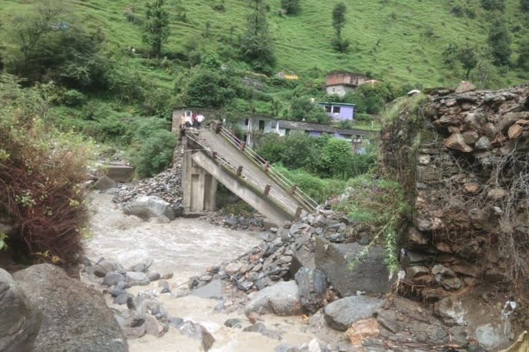 Chamoli heavy rain