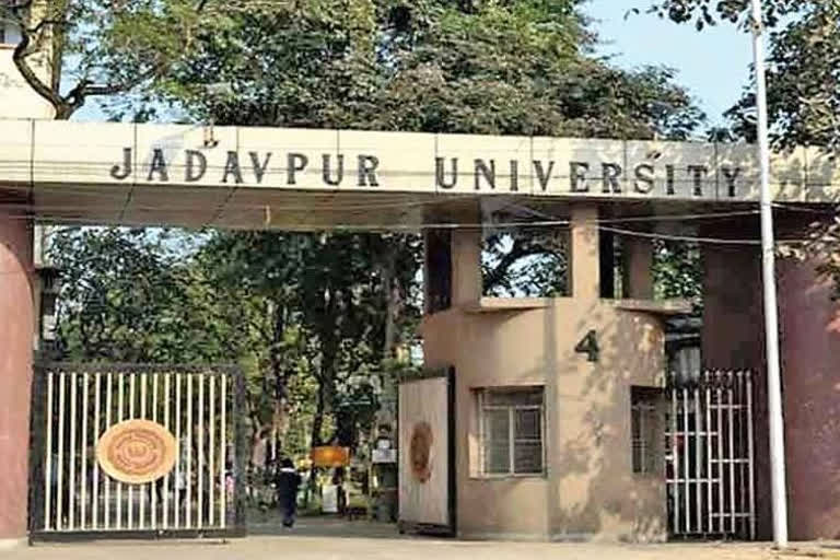 Jadavpur University accusing police for entering in campus without permission