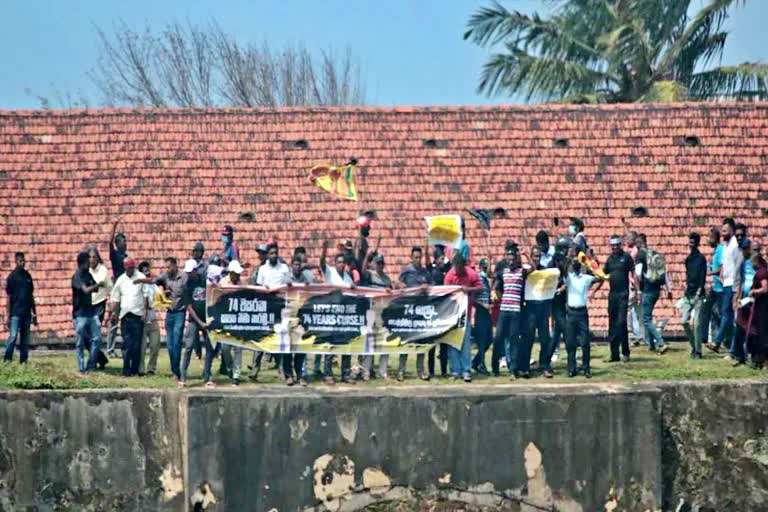 Sri Lanka protesters enter Galle stadium, Sri Lanka protests, Australia Sri Lanka match protests, Locals enter Galle stadium