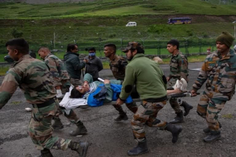 J&K LG chairs high level meet to review rescue & relief ops at holy cave