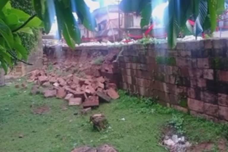 wall collapsed of oldest temple in jajpur