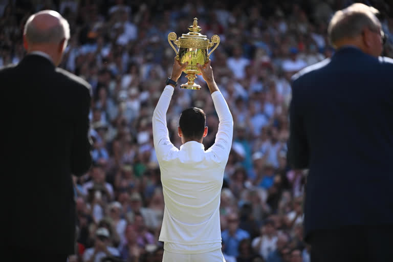 Novak Djokovic beats Nick Kyrgios for 7th Wimbledon title