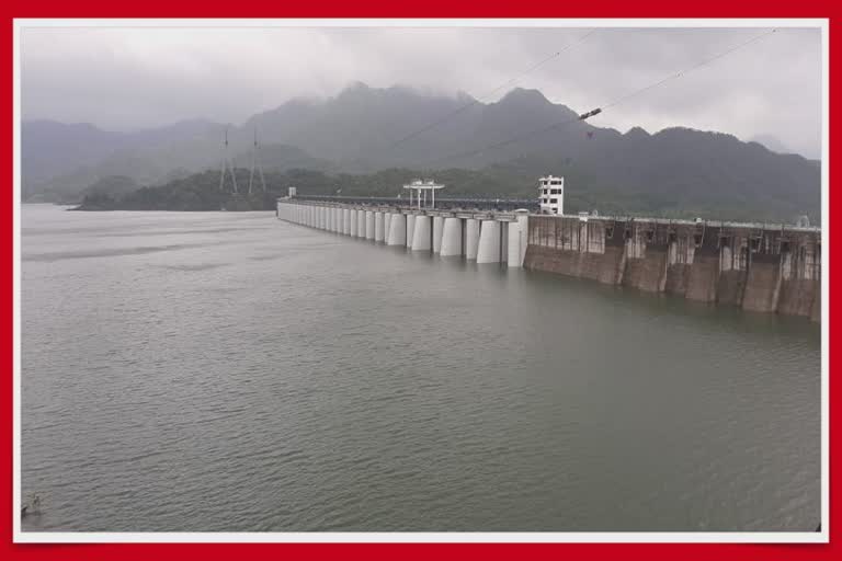 Water in Gujarat Dam : સરદાર ડેમમાં કેટલું વધ્યું પાણી અને કેટલા ડેમ હાઈએલર્ટ પર જૂઓ રાજ્યના તમામ ડેમની માહિતી