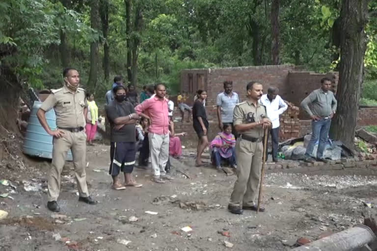 houses of laborers demolished