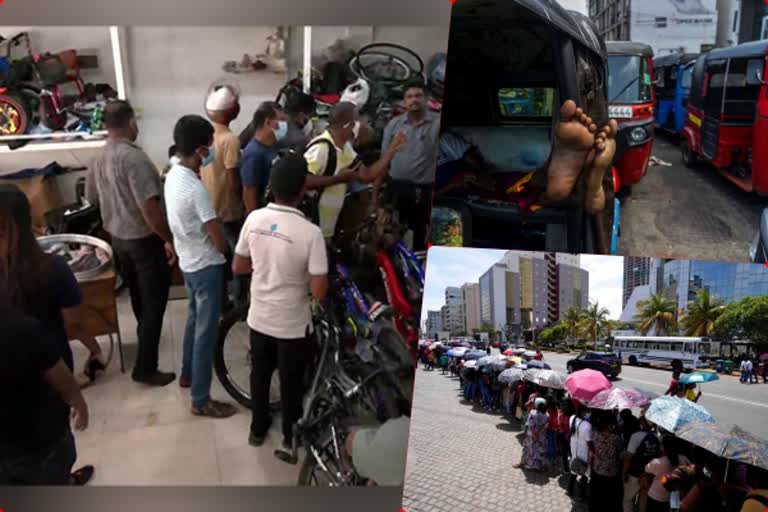 Sri Lankan fuel crisis: Lankans turn to bicycles, Long queue of protestors on the road leading to the Presidential Palace