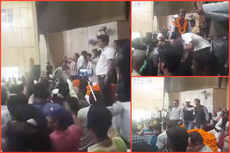 Uproar in hamirpur congress rally
