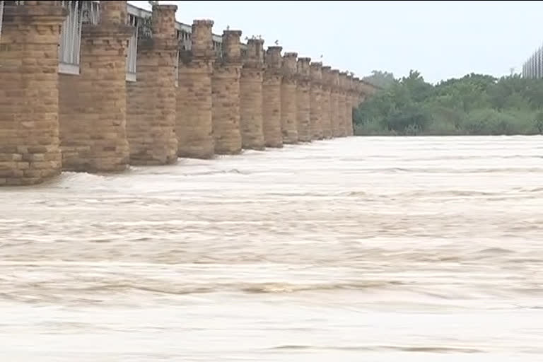 second warning at Dawaleswaram barrage