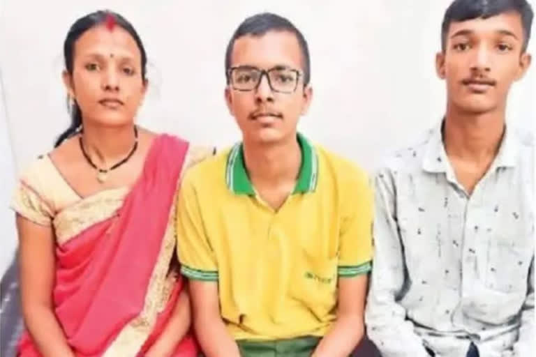 Welder's son scales 99.93 percentile in first attempt of JEE Mains