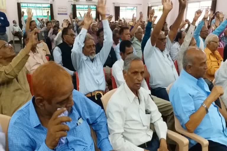 protest of retired employees raipur