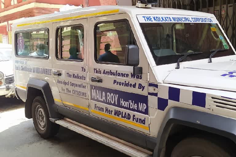 five-new-ambulance-for-kmc-by-mplad-fund-of-mala-roy