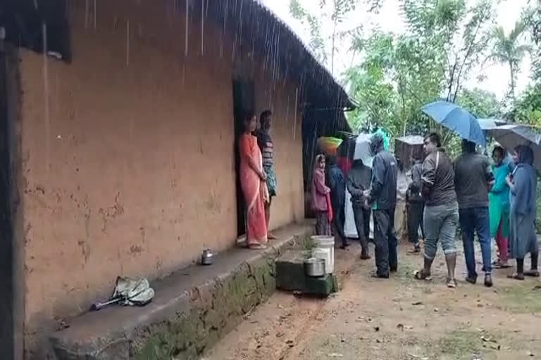 People suffer due to heavy rain in Monnangeri of madikeri
