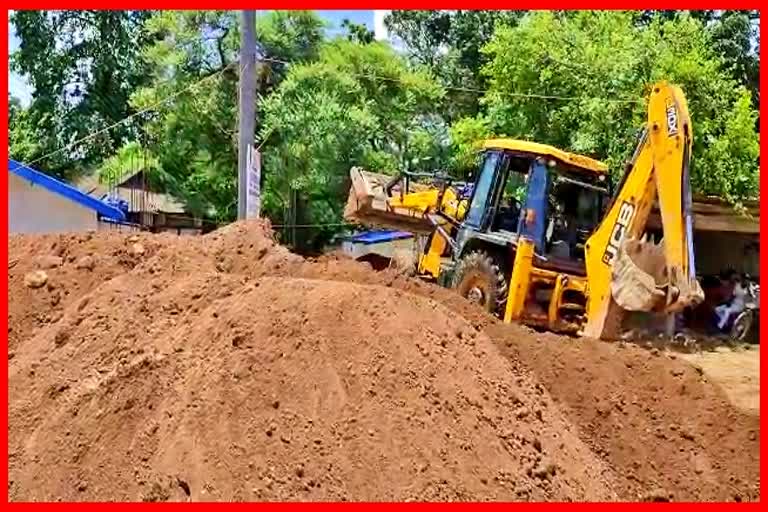 Despite Sec 144 imposition, illegal Miscreants excavate land and smuggling continues unabated at Sonapur