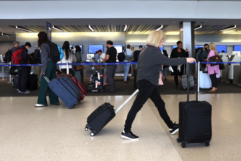 San Francisco International Airport evacuated after bomb threat