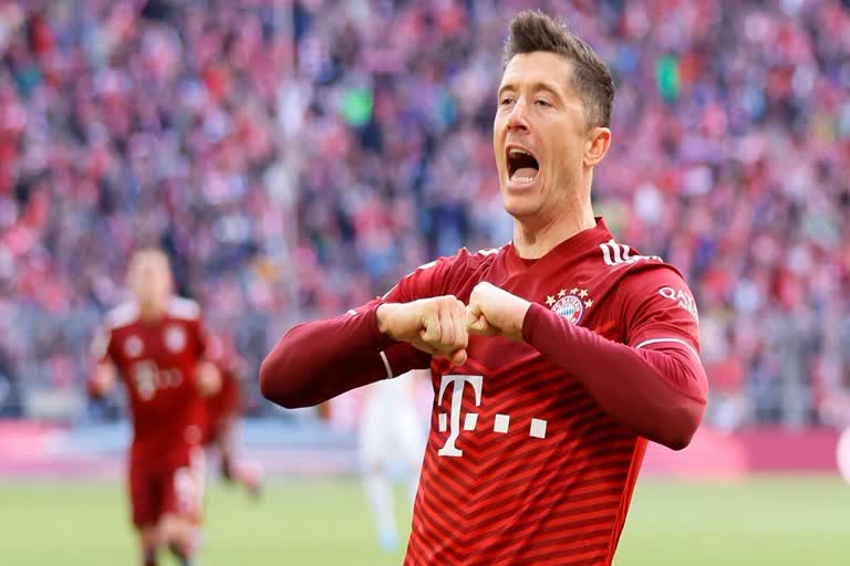 Barcelona and Bayern Munich agree deal for Robert Lewandowski  Robert Lewandowski  Bayern Munich  Barcelona  റോബര്‍ട്ട് ലെവന്‍ഡോവ്‌സ്‌കി  ലെവന്‍ഡോവ്‌സ്‌കിക്കായി ബയേണും ബാഴ്‌സയും ധാരണയായി  ബയേണ്‍ മ്യൂണിക്ക്  ബാഴ്‌സലോണ