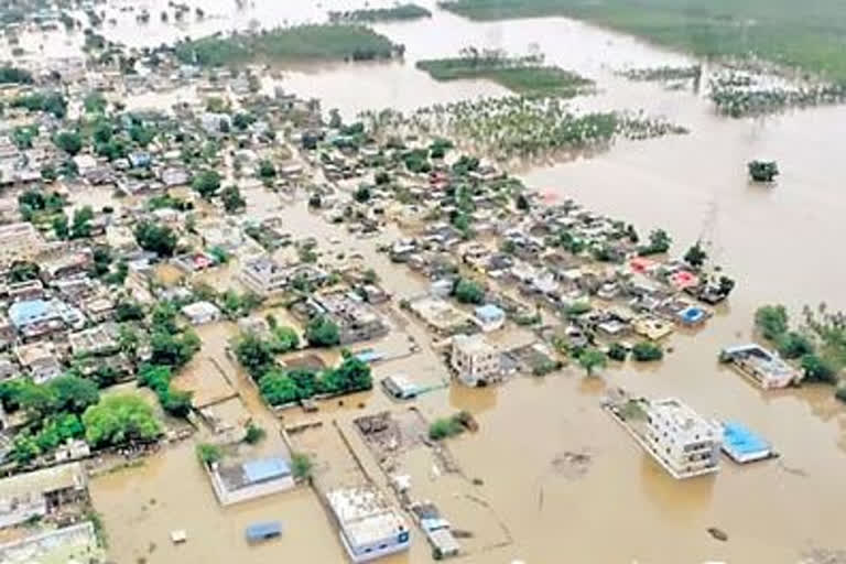 భద్రాచలంలో దుర్భర పరిస్థితులు.. బిక్కుబిక్కుమంటున్న వరద బాధితులు