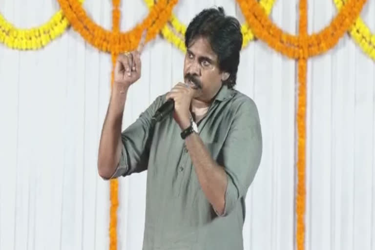 Pawan kalyan: గోదావరి జిల్లాలతోనే రాష్ట్రంలో మార్పు సాధ్యం: పవన్‌ కల్యాణ్‌