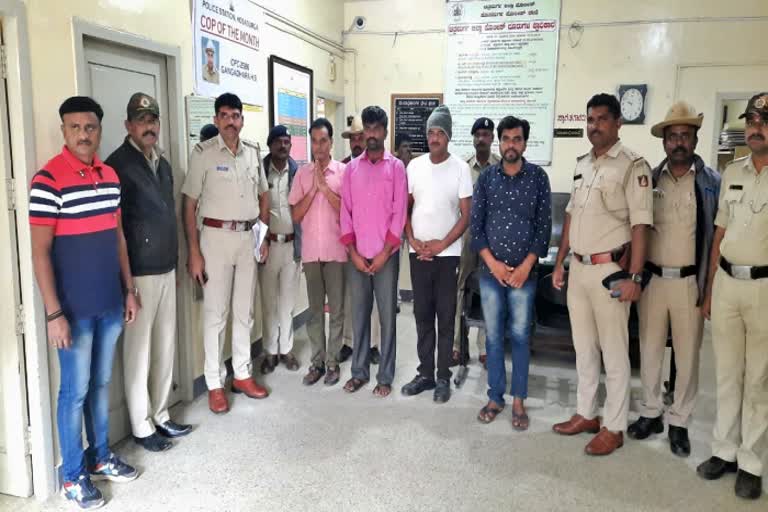 chitradurga-murder-case-four-accused-arrested