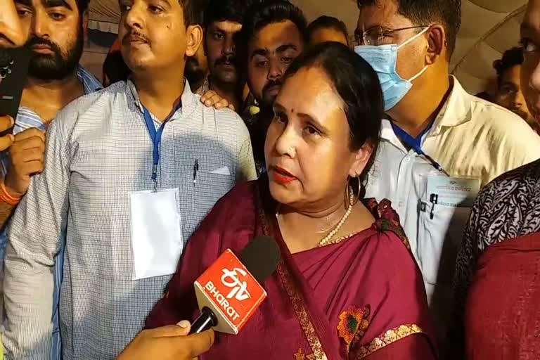 Gwalior's newly elected mayor Shobha Satish Sikarwar