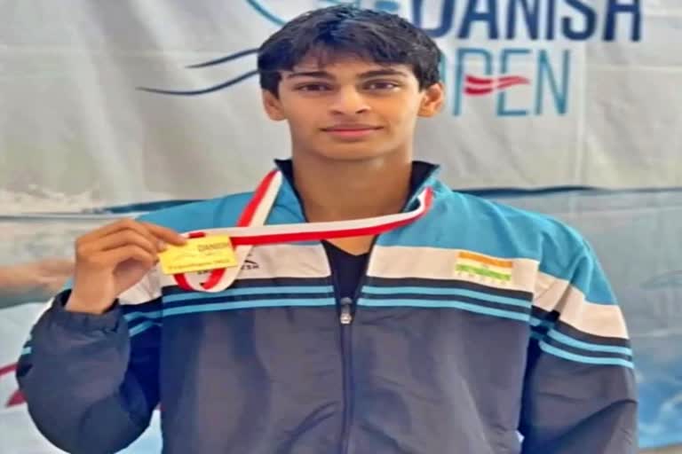 swimming news  1500m freestyle  Junior National Aquatic Championships  Vedaant Madhavan  वेदांत माधवन  जूनियर राष्ट्रीय तैराकी चैम्पिनशिप  1500 मीटर फ्रीस्टाइल स्पर्धा