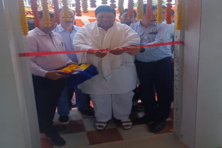 Agriculture Minister Badal Patralekh inaugurates Medha Dairy Center in Dumka