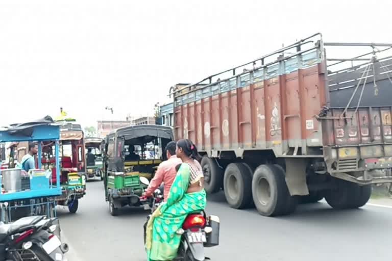 problem of traffic jam in Dhanbad city people warned of agitation