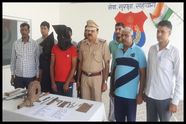 Illegal factory busted in Palwal