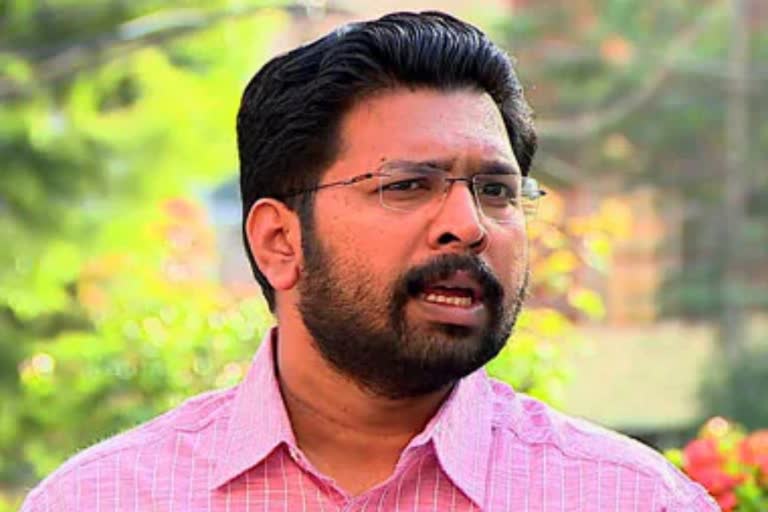 ks sabarinathan arrest  inflight protest against cm  inflight protes ks sabarinathan arrest  ks sabarinathan arrested in conspiracy case  youth congress leader ks sabarinathan arrest  കെഎസ്‌ ശബരിനാഥന്‍ അറസ്റ്റ്  മുഖ്യമന്ത്രിക്കെതിരെ വിമാനത്തില്‍ പ്രതിഷേധം  കെഎസ്‌ ശബരിനാഥന്‍ ഗൂഢാലോചന കേസ് അറസ്റ്റ്  യൂത്ത് കോണ്‍ഗ്രസ് നേതാവ് ശബരിനാഥന്‍ അറസ്റ്റ്  വിമാനത്തിലെ പ്രതിഷേധം ഗൂഢാലോചന കേസ് ശബരിനാഥന്‍  ശബരിനാഥന്‍ ചോദ്യം ചെയ്യല്‍ അറസ്റ്റ്