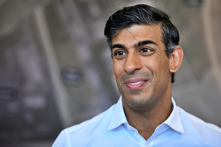 Britain's former finance minister Rish Sunak garnered 118 votes, followed by former defence minister Penny Mordaunt on 92 and Foreign Secretary Liz Truss on 86, with longshot candidate Kemi Badenoch trailing on 59 and therefore eliminated from the contest.