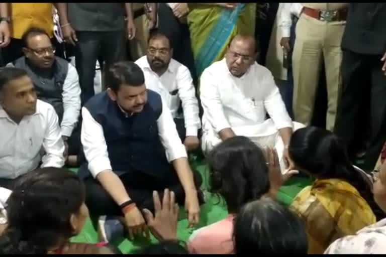 Fadnavis Inspected The Flood Affected Area