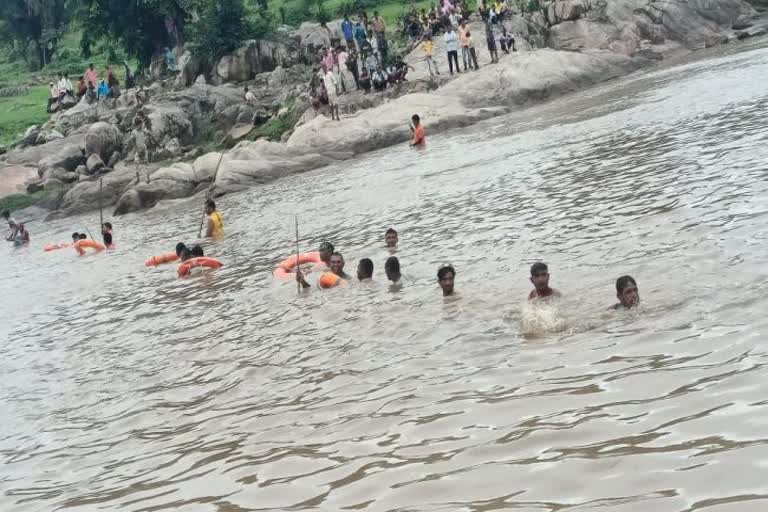 Dead body of a young man found in erao river