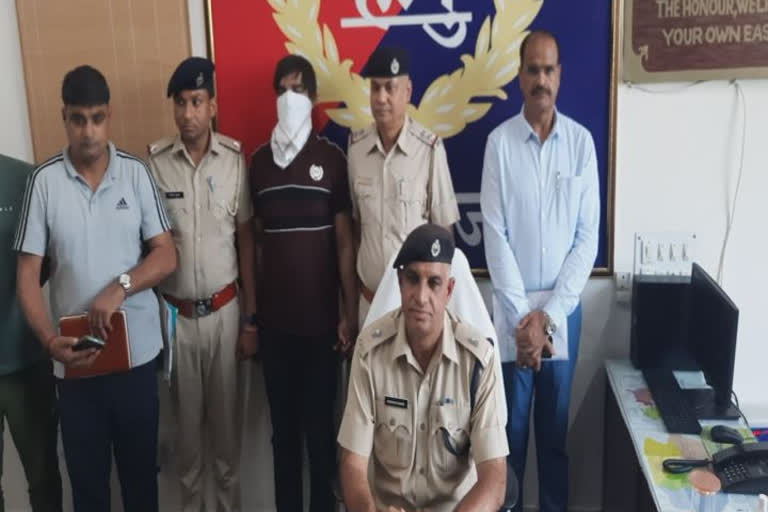 रोहतक पुलिस ने मोस्ट वांटेड बदमाश लोकेश उर्फ गोगी को किया गिरफ्तार, 60 हजार रूपए था इनाम.