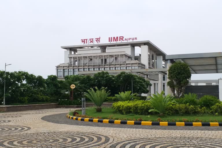 Girls admission increased in IIM Raipur