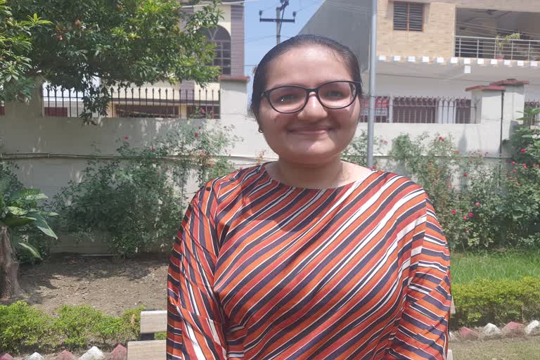 Harman Kaur Babbar of Rudrapur topped Uttarakhand in CBSE 12th results