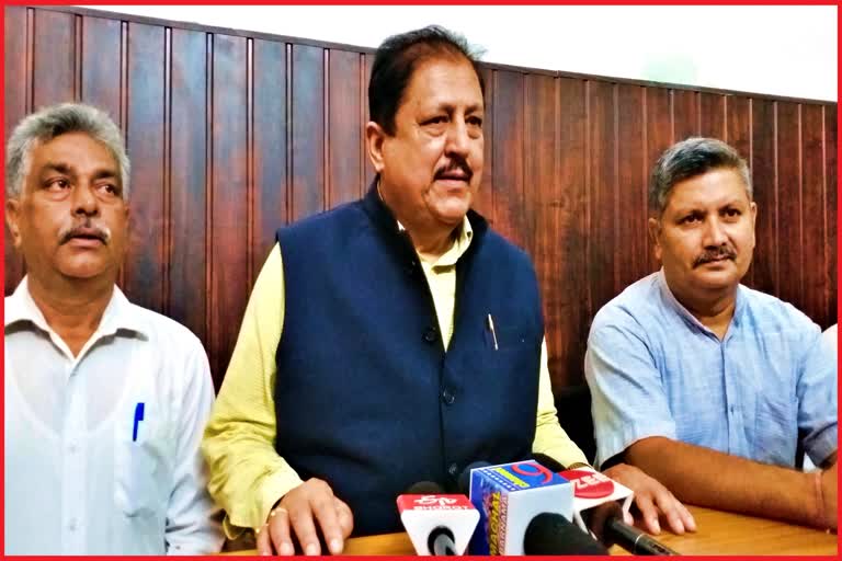 press conference of Ramlal Thakur