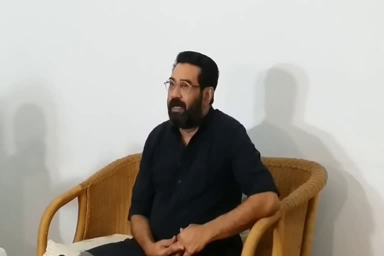 Best Supporting Actor Biju Menon  Biju Menon said he was happy to receive the award  മികച്ച സഹനടന്‍ ബിജു മേനോന്‍  അവാര്‍ഡ് ലഭിച്ചതില്‍ സന്തോഷമെന്ന് ബിജു മേനോൻ  നടൻ ബിജു മേനോൻ  ബിജു മേനോന്‍ മികച്ച സഹനടന്‍  ചലചിത്ര പുരസ്ക്കാരം ലഭിച്ചതിൽ ഒരുപാട് സന്തോഷമെന്ന് നടൻ ബിജു മേനോൻ