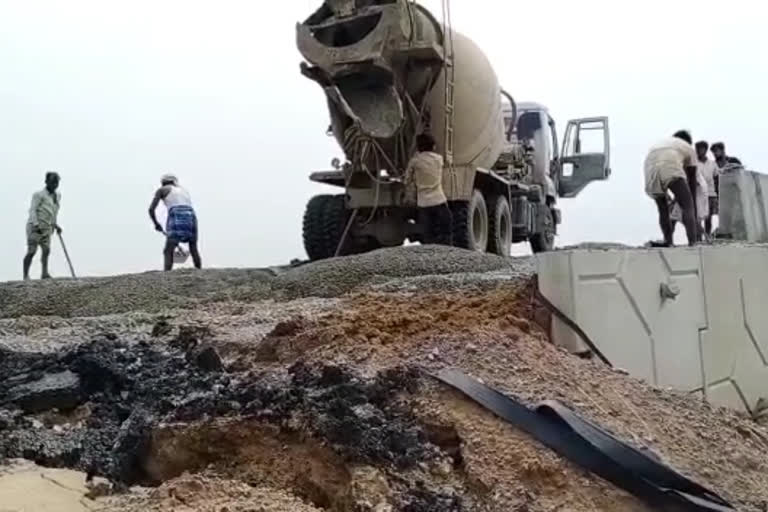 Bundelkhand Expressway caves in