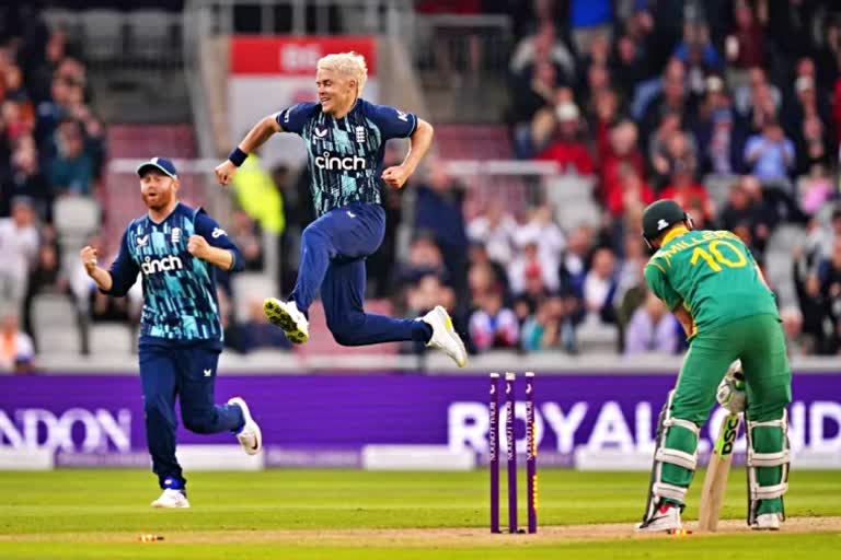 cricket news  South Africa vs England  England won the match  by 118 runs  South Africa out for 83  इंग्लैंड  साउथ अफ्रीका  सैम करेन  लियाम लिविंगस्टोन  sports news in hindi